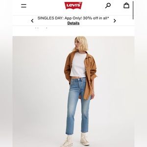 LEVIS- wedgie straight jean. Size 26, black.